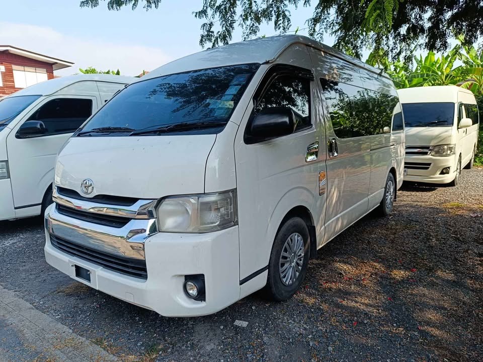 Toyota Commuter